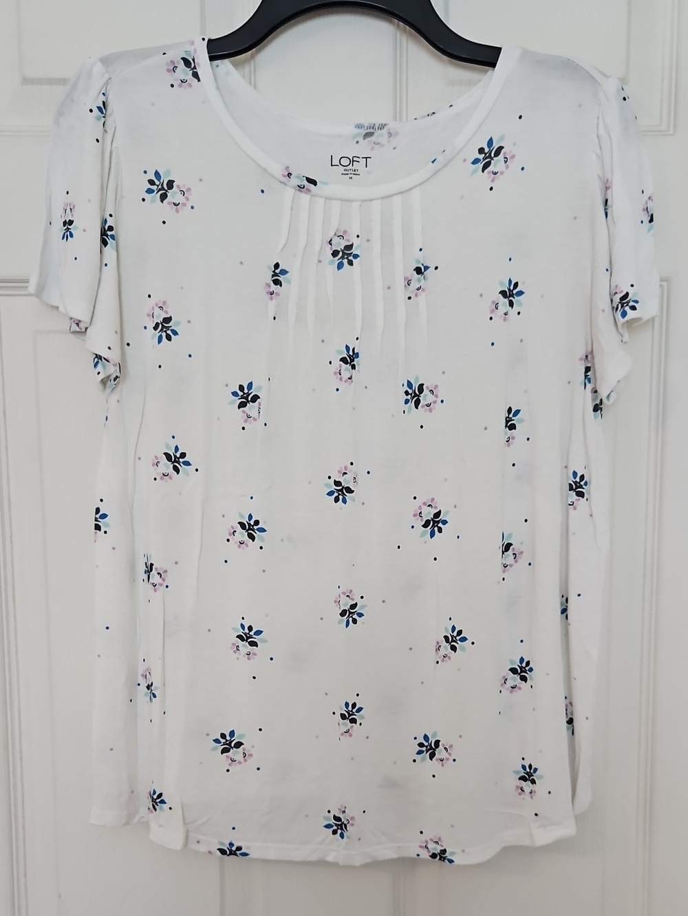 LOFT White Short-Sleeve Floral Pintuck Tee